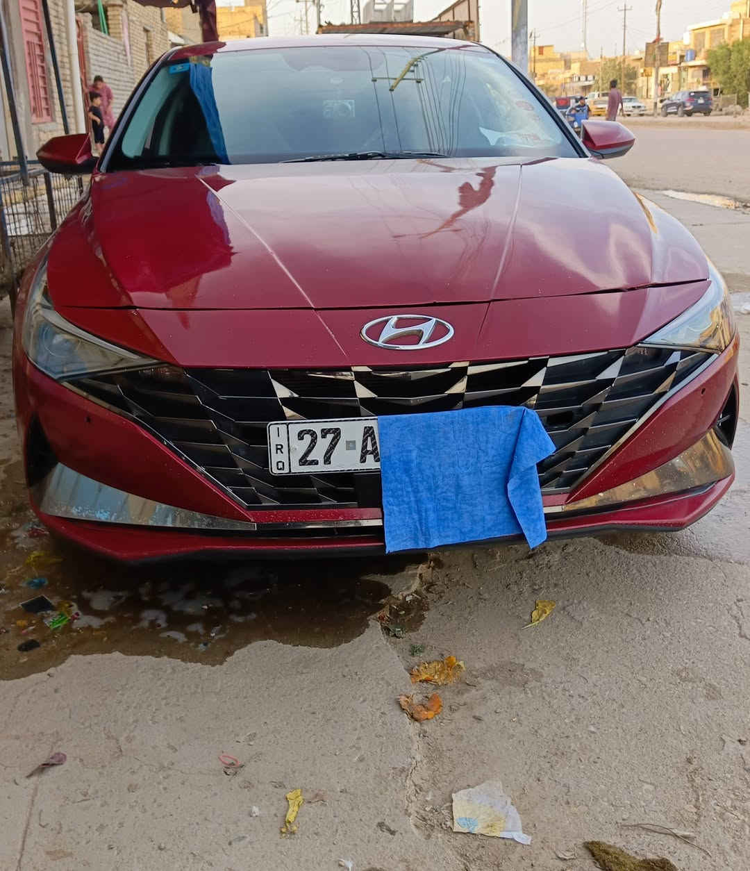 سلام عليكم سياره لانتره للبيع موديل 2023 معوقين رقمه ذي قار حادث بس بنيد بس مقدمه مال بنيد مرجع على بارد ولباقي كفاله ليبل واحد مكاني ناصريه سوق شيوخ سياره جهازه شباب شراي يتصل وبي خير ودلل لحد يرسل على خاص ماجاوب شراي يخابر وانا بخدمته  رقمي ***********
