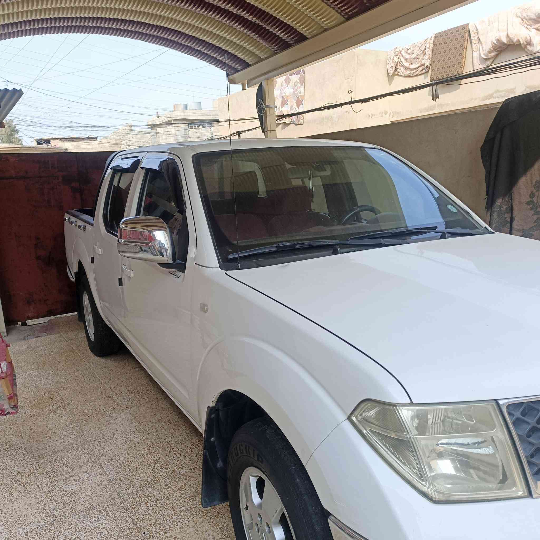 السلام عليكم ورحمة الله وبركاته
سعر مناسب جداً
نيسان نيفارا موديل 2009 
السياره مكفوله من كل شيء 
تبريد الثلج 
السنويه ساقطه 
شرط تروح لهزه كامله السياره 
شرط التحويل 
سعره 100 وبيها مجال 
رقمي ***********
