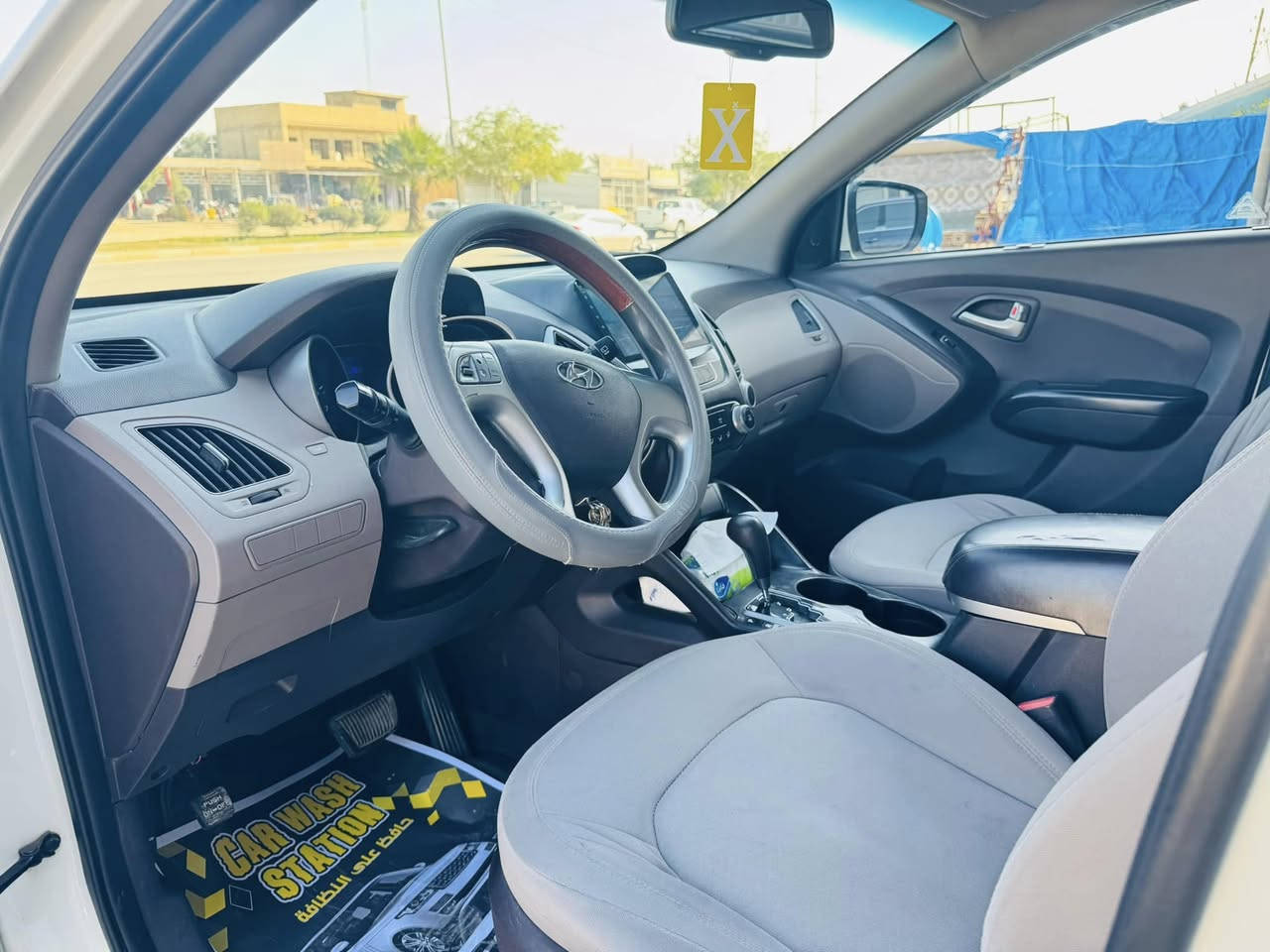 السلام عليكم 
للبيع توسان موديل 2014 فقط باب وره سايق صبغ اثر شخط 
شاشه
كامره دواره
تحكم ستيرن
مكينه 2000
يشاره بلمرايه
العنوان بابل سده الهنديه 
***********
