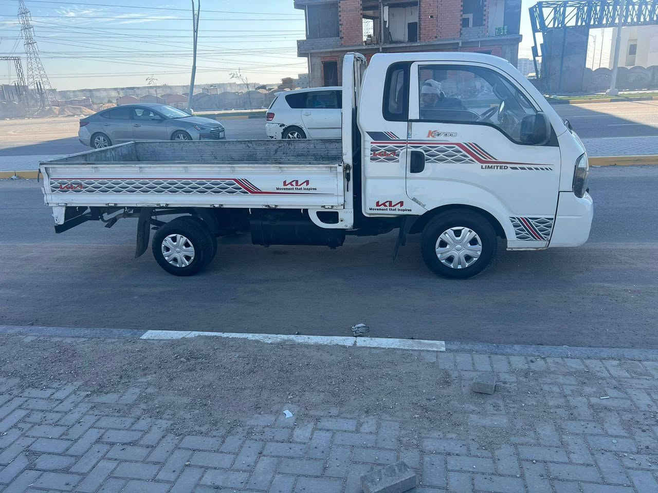 السلام عليكم كيا موديل 2014 رقم بصره تحويل شرط سنويه جديده بال 28 مكفوله من الضربه والصبغ بالعيد الشرعي ماكينه 2700 لا تبخير ولا تنقيص حداديه جديده تخم تاير العنوان البصره السعر 88 كهربائيات شغاله اخوان ملاحظه رشاد صبغ بالدوسات الجوه ***********
