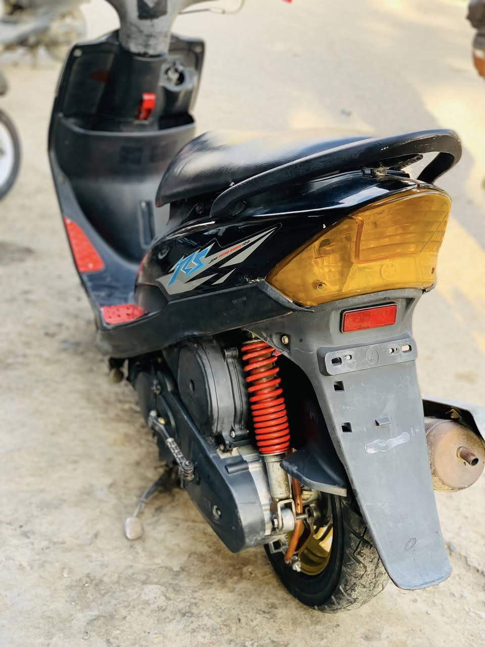 ماكس للييع عدله
دراجه جاهزه كامل مكمل مابيه اي نقص كله شغال سلف السعر 600 وبيه مجال الستفسار عل ***********
