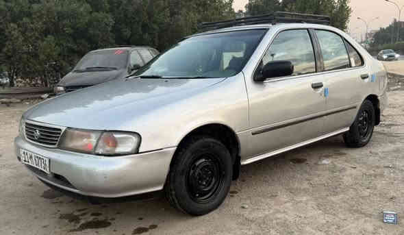 نيسان سني ياباني موديل1995
محرك 1600كير اوتو خيرمن الله تبريد شغال نقص غاز فقط
تخم تاير جديد
صدر امامي خلفي جديد 
مصبوغه فرن جماليه بدون ضرار
سعر43وبيهامجال عنواني بغداد
***********
