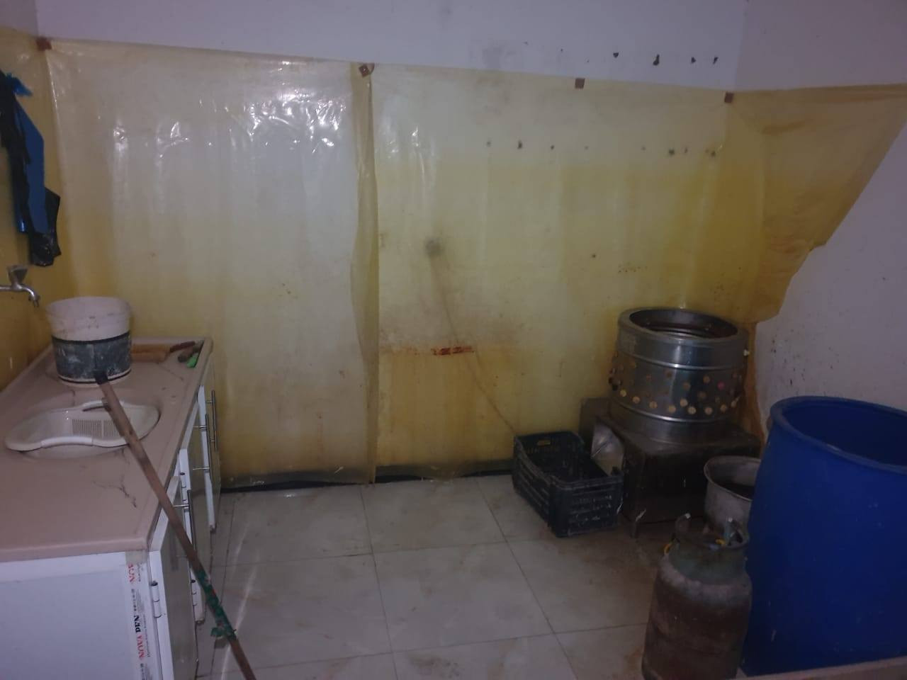 السلام عليكم ورحمة محل لبيع المكان الموحيه اكر الاستفسار على هذا الرقم ***********
