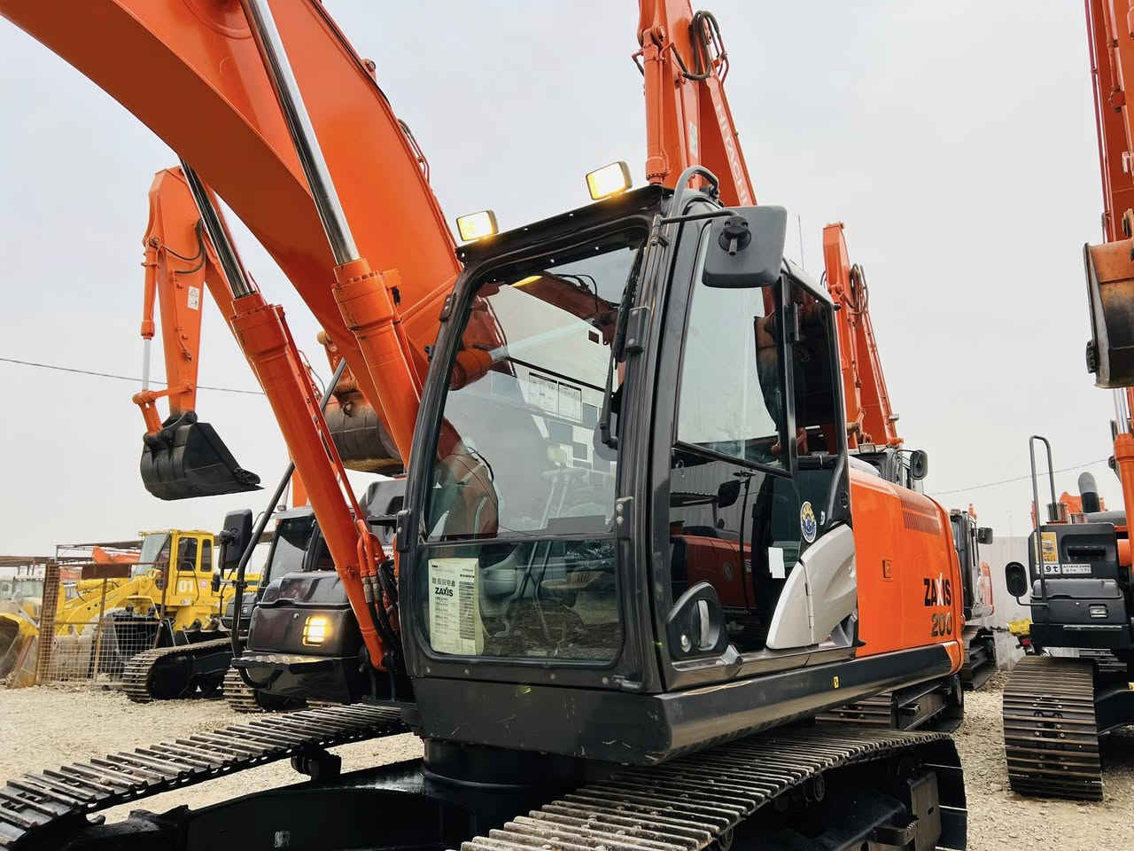 عــــلئ بـــركة الله …

-يتوفر لدئ شركة ناصر جليل حمود 
للتجارة العامة وتجارت ألاليات الثقيلة

#ZAXIS_2017_5B_200_HITACHI
#بحالةالزيروو حصراً من أرض اليابان 🇯🇵
#لعشاق المميز والجديد دبل مضخه 

#حالة الوكالة كلشي وضع الشركة🇯🇵
#محرك 4سلندر انجكتر+كفالة من الصبغ
#دخول جديد وارد اليابان كفالة عامة

#اسعار مناسبه جداً سارعو بالحجز✅•
#دخول جديـnewــد نظافة 1/1 جاهـزه •

www.tiktok.com/@hh_vvl
#الـــعنوان بابل الشوملي طريق الحولي 📍.
الأستفسار ***********ناصر جليل حمود📞
الأستفسار ***********حسين ناصر جليل📞  

(رقــم الاعــلان266✅)
