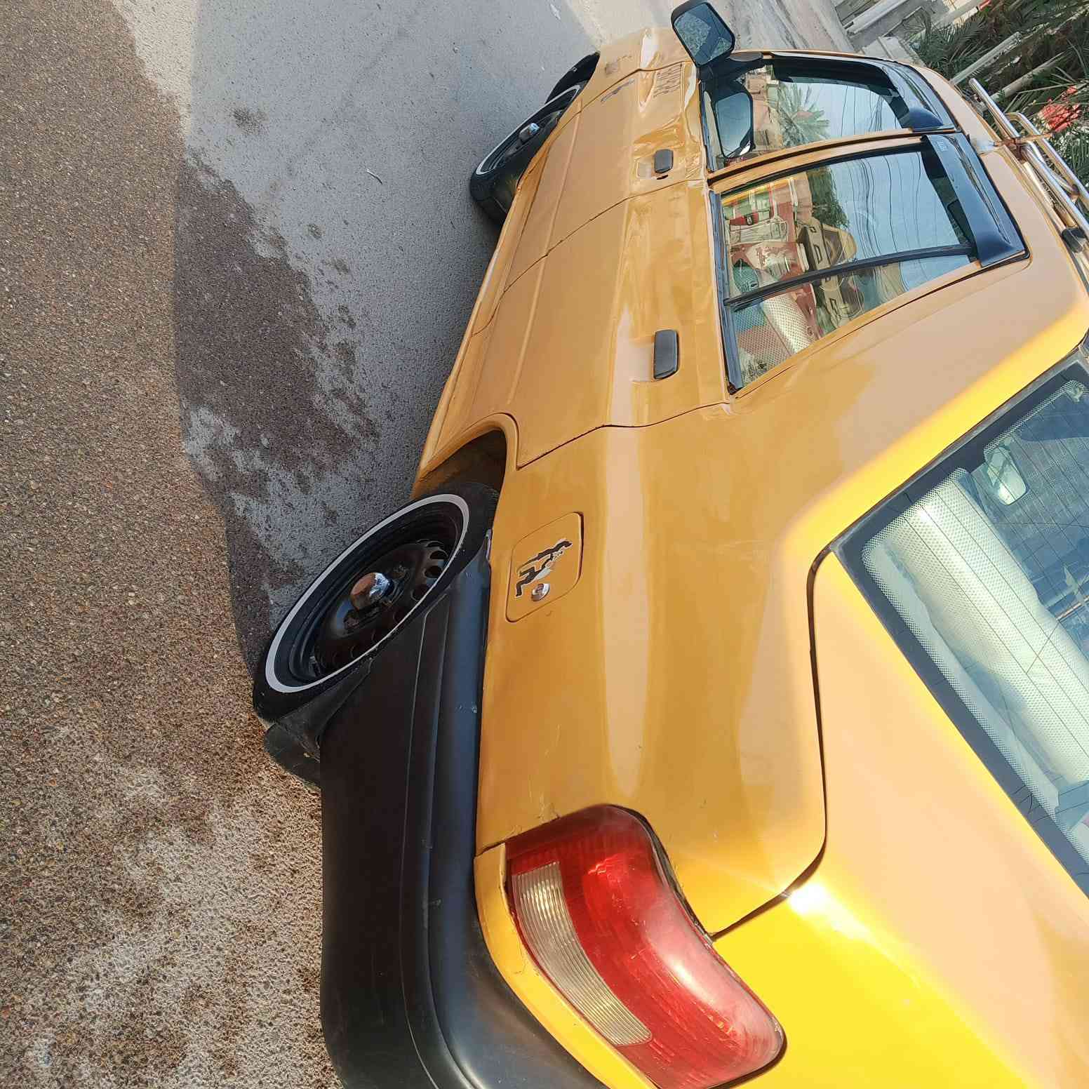 ياللة سايبة موديل 17 مكينه وكير مكفولات سياره حلوه خير من الله بيهه بكاانات صبغ شاصي واحد معمر بسمنة رقم بغداد انكليزي مصفر هيئه وغرامات تحويل مباشر سعر 33 مكان السياره الشعب حي اور ***********   ***********
