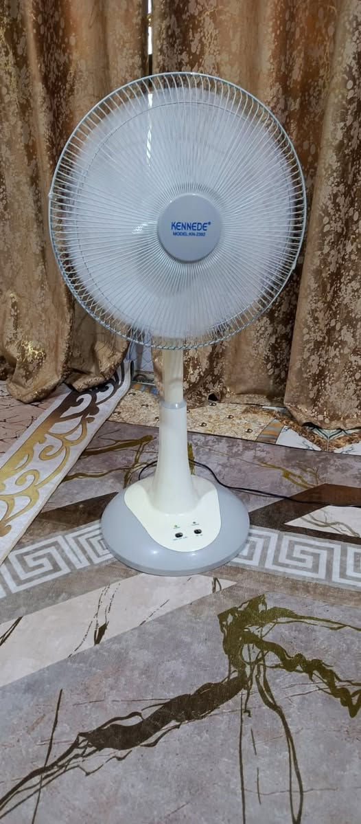 بنكه شحن باب اول الصليه مو الصيني والبطاريه مالته مابدله وشغله سعره 60الف
***********
