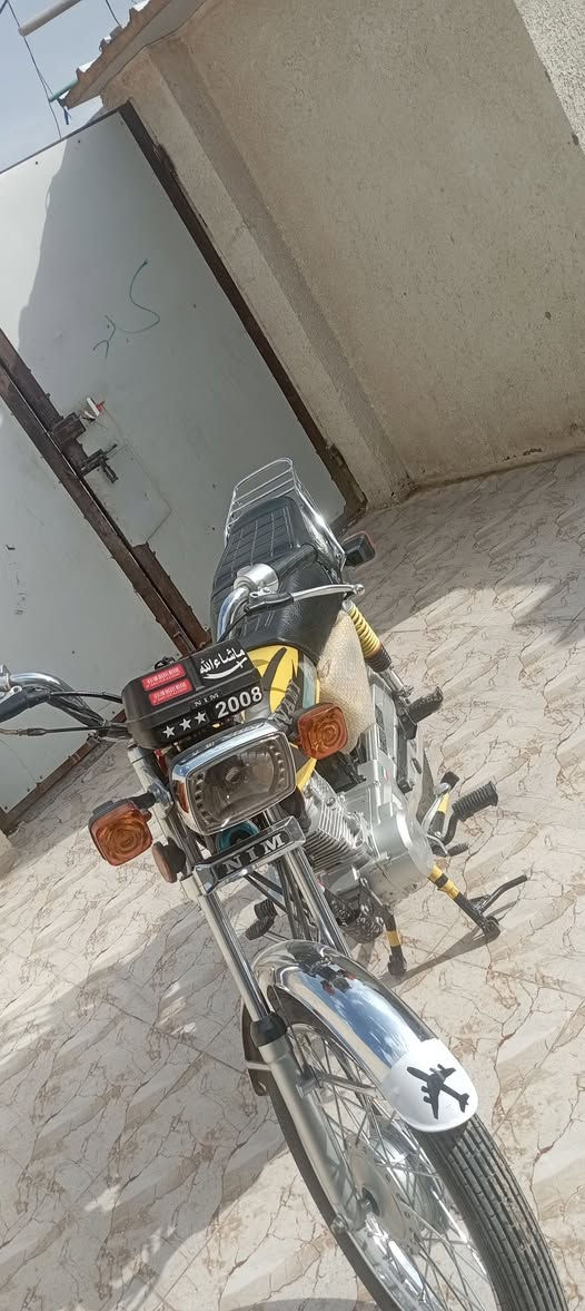 السلام عليكم للبيع نامه امتياز موديل 2025 اوراق سكنر  السعر 700 بيها مجال قليل مكانها كربلاء الحسينيه ***********
