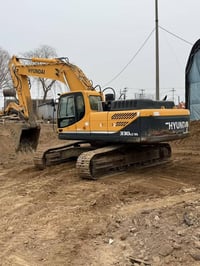 هيونداي 330LC-9S • مستورد كوريا • حفار