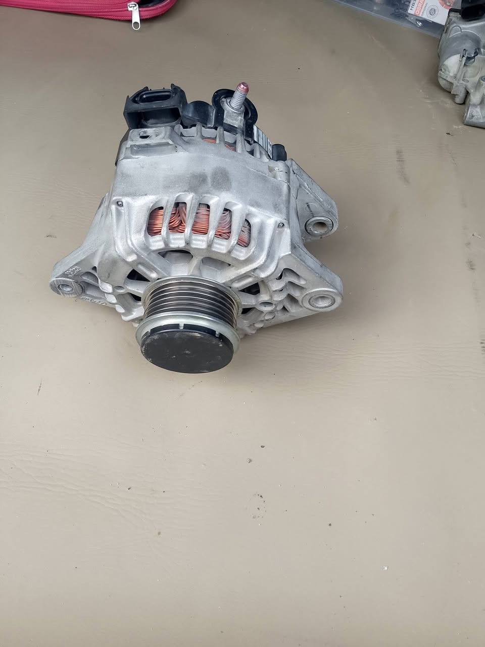 سلام عليكم دايمنو الانترا للبيع نضيفه وشغاله مال الانترا ٢٠ ***********
