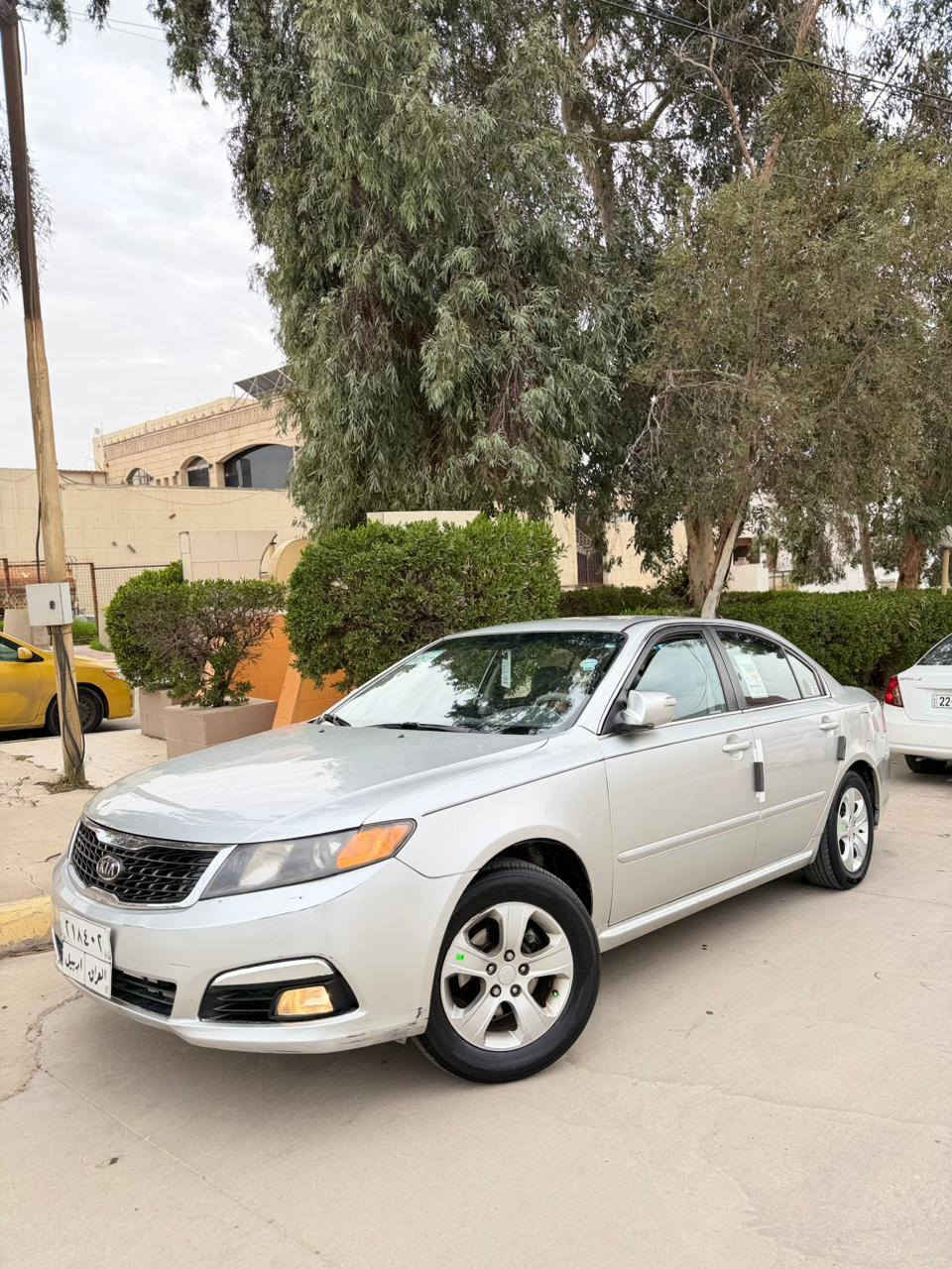 سلام عليكم
كيا اوبتما لوتز ٢٠٠٩  محرك دوش 
رقم اربيل سنويه جديده  يعني ماتكلف بتحويل  باسم كردي  تحويل وكاله ماكو مشكله 
بيها مكانات صبغ ابيعلك عام بدون  شواصي بدون لغود بدون حوض بشرط
موةصفات لايت لد بك لايت لد تحكم ستيرن  ويل كب  حساسات 
سياره كير مكينه جديد توهن مشدودات
برغي مابيها نقص
عارضها ٨٦ ومجال بسيط
شراي يجي يشوف سياره ويدلل
مكاني بغداد الدوره 
***********
