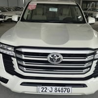 لاندكروز 2024 ساز سياره جديده ماشيه 35 الف تطبيق 3 شاشات سياره بيه اصب...