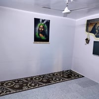 مره خصت مدير الكروب  نصف قطعة خلفية للبيع نضيفة  قطاع 75  07703485668