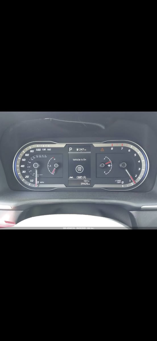 السلام عليكم  توسان ٢٤ أمريكي 
ظرر بسيط مصلح نفسه بل صندوك 
مرقم شهداء بأسمي ماشيه ٧٧
مكينه ٢٥٠٠  الاستفسار ***********
