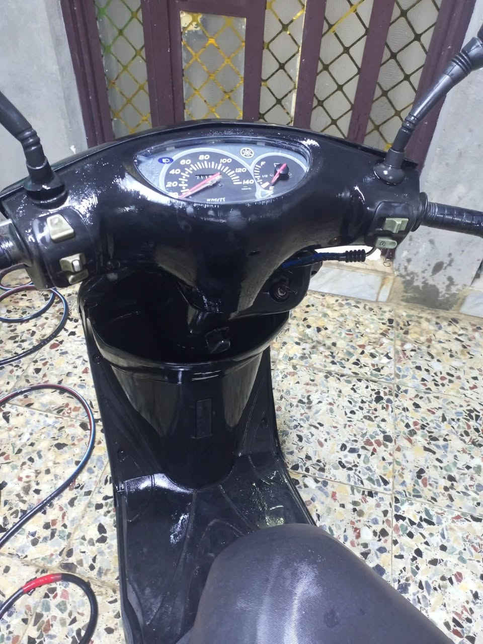 سلام عليكم ابريز للبيع الدراجه كامله مكمله كهربائياتهة شغاله شلعه ومعدل كفرات ابلادي كابريتر ابلادي المكينه ما مفتوحه الدراجه فقط بيهة اكسل كايم مراوس او بيع 350 قفل بدون عمله و لحد يطبلي خاص مكلف بل نشر الاستفسار عن الرقم ***********مكان الزعفرانيه
