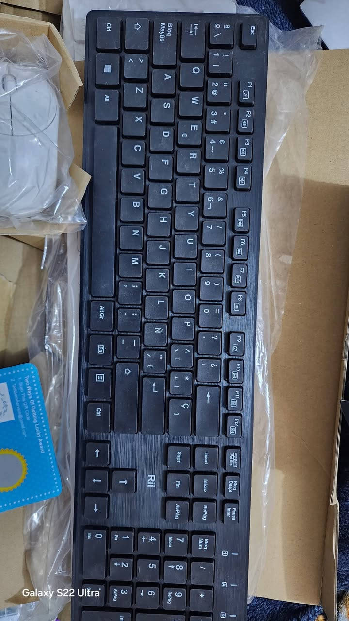 من رخصة الادمن متوفر للبيع
موسات و كيبوردات للبيع


**إذا كنت صاحب هذا الإعلان وتريد حذفه لأي سبب، رجاءا أرسل رسالة إلى الدعم الفني**