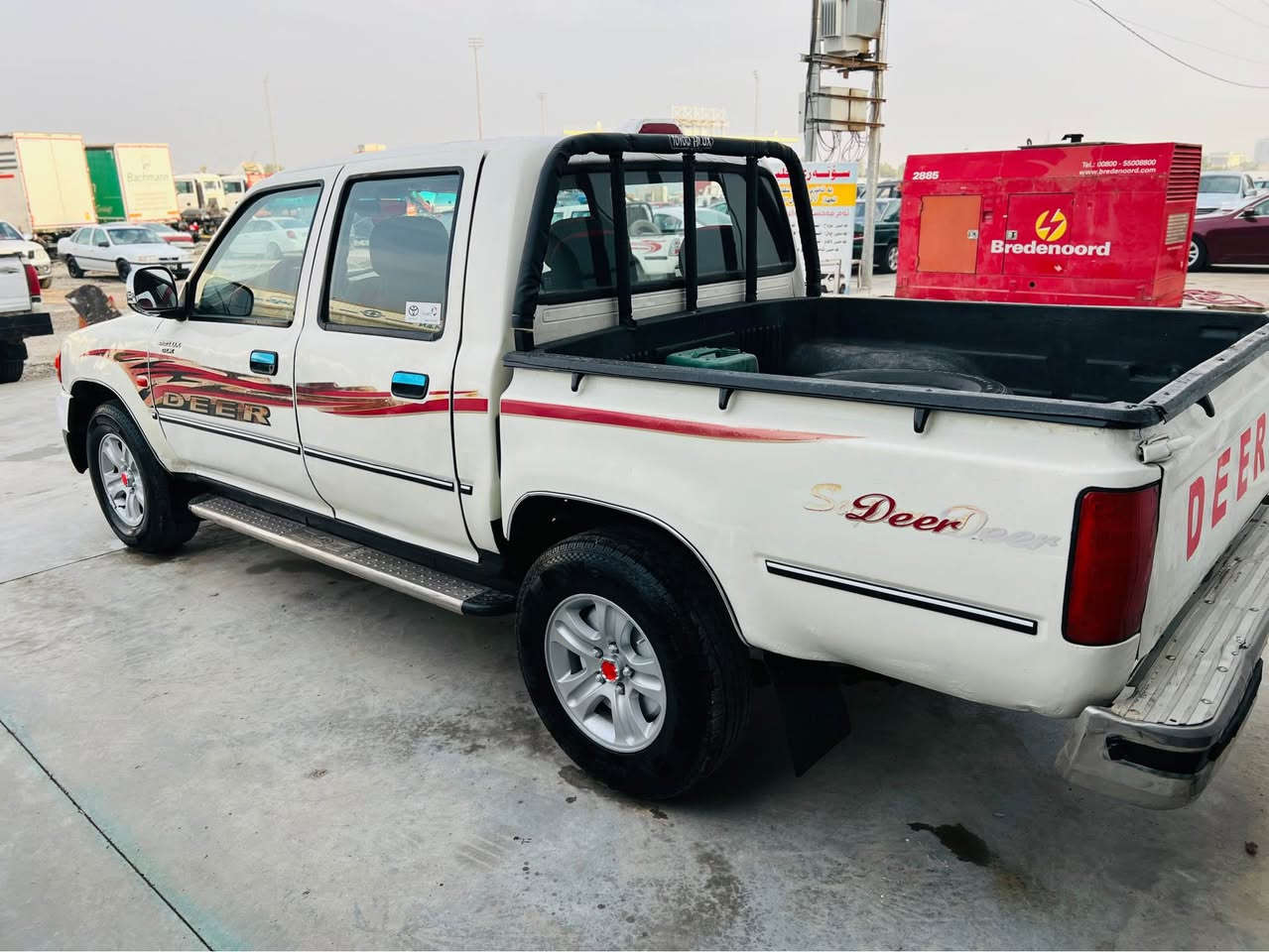 ئەم دێرە جوانە بۆ فرۆشتن مۆدێلی ٢٠٠٩ مەکینەو گێڕ و ئەکسلی بەشەرت مەکینەی تازە خراوەتە سەری ئیماراتیە سەنەوی و ئەوەلیاتی حاسیبەی بە شەرت سەیارەکە دینارێک مەسروفی نیە ماڵی دۆست و ئیش کردنە سعرەکەشی ٤٠ گڵا و ماعمەلەیەکی برایانە 
ژ.م *********** كالار, السليمانية
