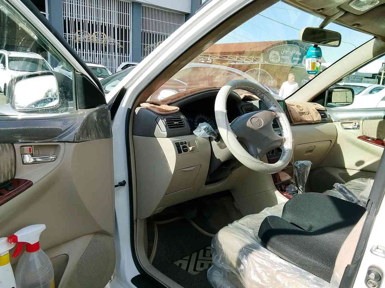 السلام عليكم للبيع كورلا موديل 2007
صيغ ربع جملغ المامي جهت النفر بس بدون دواخل شرط محرك كير بشرط محرك 1800مامفتوح 
السيارة حلو حيل تحويل ثاني يوم
رقم اربيل جديده هزه وسنويه جديد
السيارة كامله جامات كهرب كير تومتيك 
مكان السيارة موصل
السعر 104قفل من الخير 100مابي مجال 
رقم تصل وتدلل 
اسياء***********
كورك ***********

