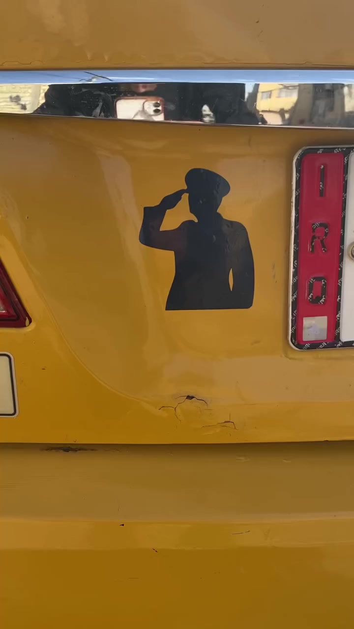 بي وأي دي G3كير عادي محرك كير جديدات تبريد شغال ضربة جاملغ الخلفي معمره مصبوغه حزام سياره لجماليه تخم تاير حداديه رقم بغداد باسمي مكان كربلاء كنطرة السلام السعر 42وبي مجال لشراي ***********
