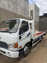 هونداي ٢٠٠٩ • سطحة • ونش ٧ طن