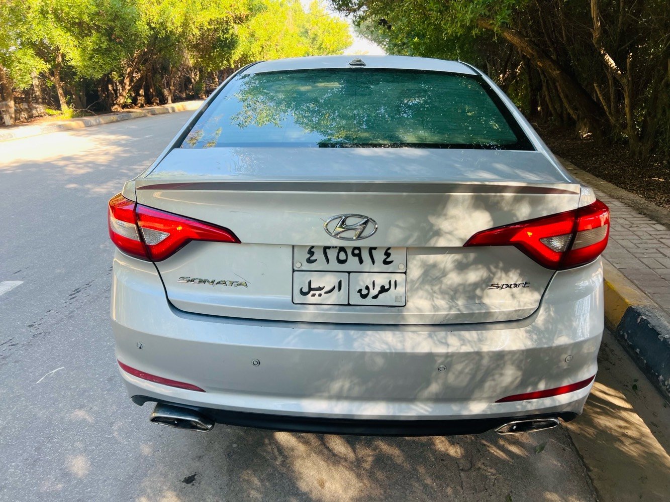 سلام عليكم عندي سوناتا 2015 رقم شمالي تحويل او وكالة . محرك 2400 . السياره sport عدى البصمه والفتحه . حادثها قطعتين و بيها حالوب بالعراق بدون اي داخل شرط . جاهزه من كلشي بدون اي نقص سعرها 100 شده قفل 🔏 من الاخير للاستفسار ***********
