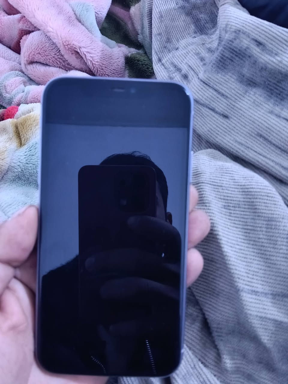 سلام عليكم ايفون 11عادي جهاز نضيف ابلادي فقط مبدل بطارية100
سعرة 250الف بية مجال بصيط
*********** مدينه صدر توصيل موجود
