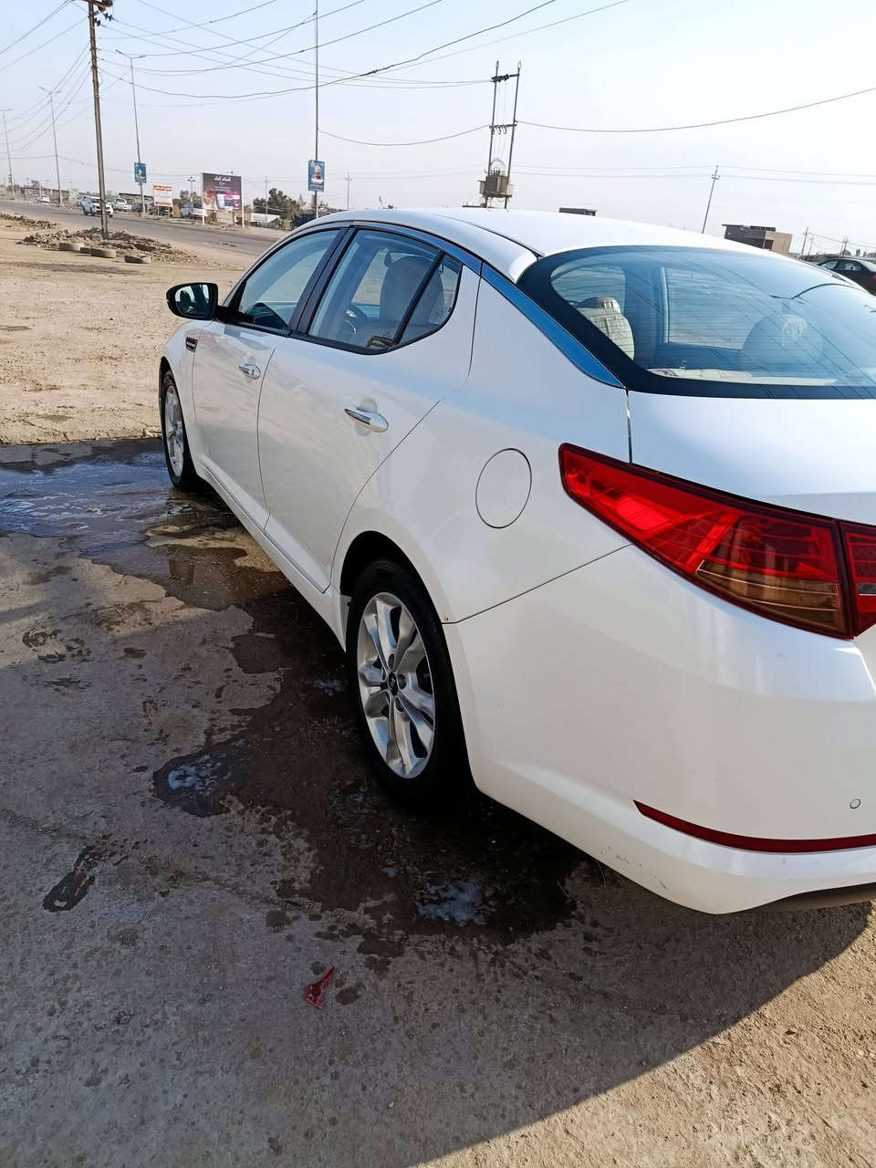 السلام عليكم 
للبيع 
أوبتما موديل 2013 السياره كفاله عامه مكينه 2000 حداديه جديده تخم تاير جديد المواصفات 
مري شفط
اشاره مري 
تحكم ستيرن 
شاشه و كامره 
تبريد قطعتين
مكاني ديوانية رقمه قادسيه الجديد السعر 135 و بيه مجال الرقم ***********
***********
