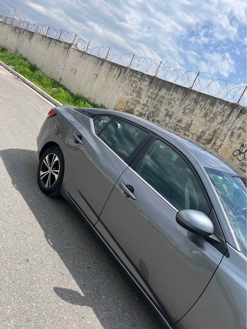 نيسان سنترا ٢٠٢٣ sv
جاملغ وربع بونيد صبغ بي داخلي بي شاصي
برشوت تكمه سستمه مكينه كير بشرطه رقم سنويه جديده 
١٤٠ هزار بريفه جويه
***********
سعر ١٢٨ بجك مجال زاخو, دهوك
