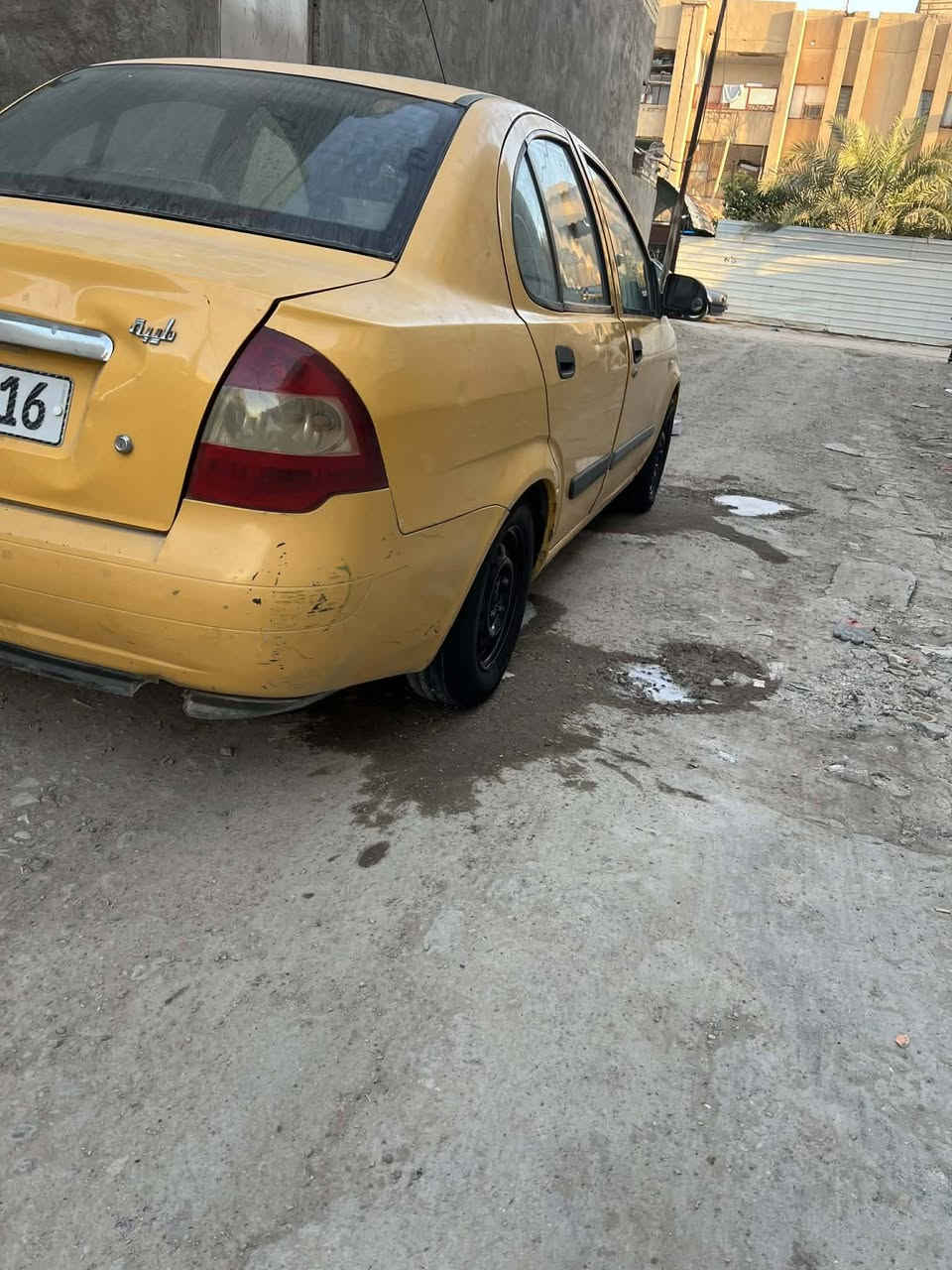 سلام عليكم طيبه موديل 2015 رقم بغداد انكليزي بسمي سنويه لل٣٠ مشروع وطني مصفره هيئه وغرامات مكينه كير نظيفات حداديه نضيفه جديده تبريده بس غاز منقص السياره بس جاملغ مبدل بيه وباقي السياره لاضربه ولاصبغ السعر ٣٥ وبيه مجال بسيط الاستفسار اكثر اتصل *********** مكان السيارة بغداد التاجيات
