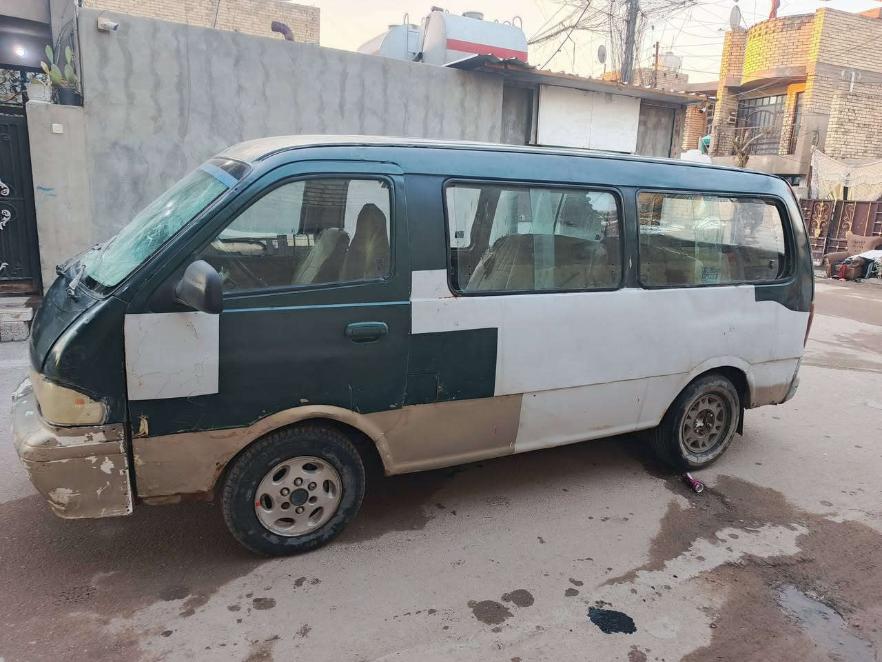 سلام عليكم  كية بريجو 1996 للبيع مكينة خير من الله كير بس 5 يفلت اكسن بي ونة و الباقي شوفت عينكم رقم بغداد  احمر سنوية ضايعة وبيهة بلاغ. شواصي نضيفة بس 1 معمر  مكاني بغداد الزعفرانية رقم الهاتف ‏‪***********‬‏ اخوان اتصل علة الرقم اني مكلف بل نشر
