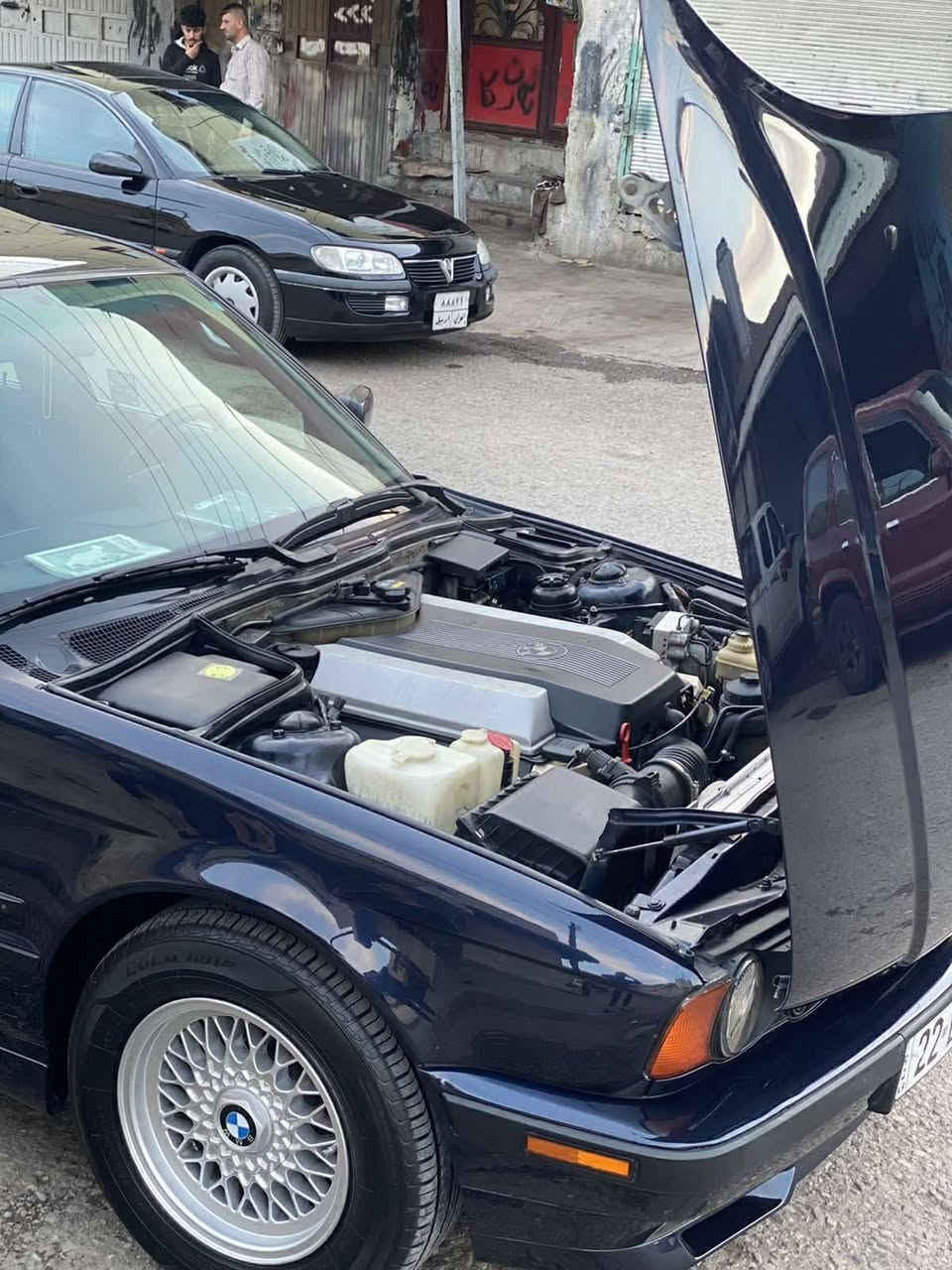 شباب بي ام 540 موديل 94 يعني سياره زيرو مستحيل موجود بالعراق سياره مو مالته اميره رقمي سياره يعني زيرو ما مشي هوايه 0 7 7 0 1 4 6 6 2 8 8
