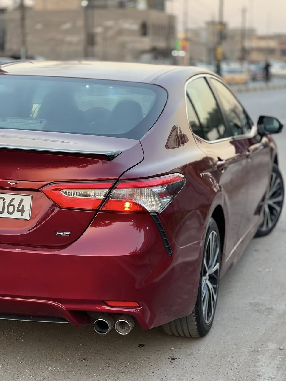 السلام عليكم
تويوتا كامري 2018 SE PLUS

رقم اربيل الجديد (شرط التحويل)

بدون ايرباك بدون دواخل

حادثها موضح بالصورة جاملغين صبغ + بنید بارد فقط

ماشية 75 mil 

فول مواصفات عدا الفتحة

بصمة

شفتات ستيرن

رادار امامي خلفي جانبي 360

تحديد مسار وقيادة ذاتية

نقطة عمياء

حساس اطارات

كشنات جلد + تحكم كهرباء

شاشة كار بلي + كامرة + حساس خلفي

مراية داخلية تعتيم تلقائي + بوصلة

ادامة كاملة عليها
شرط التحويل

السعر 168

بغداد شارع فلسطين
متوفر اتصال
***********
