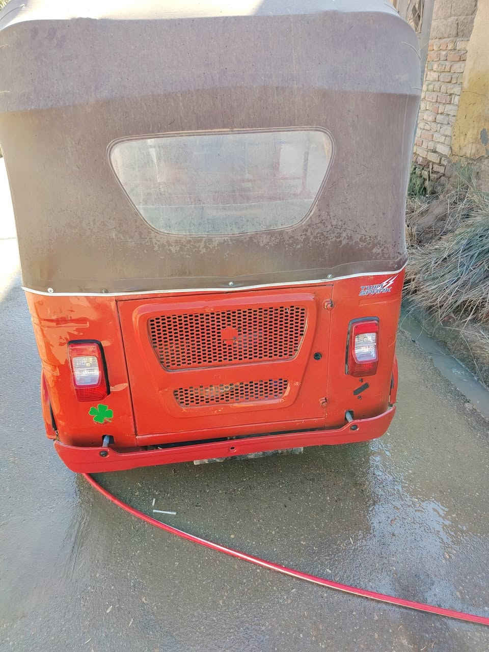 تكتك للبيع ٢٢ شهر ٨ رقمه كربله بيهه ضربه بل لغد الأيمن سعرهه ٧ و٧٠٠ الشراي يتصل علرقم *********** مكاني الفجر
