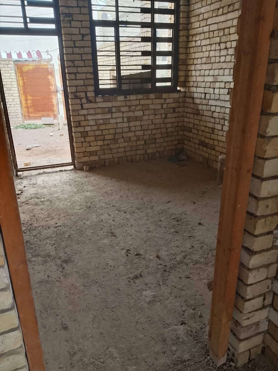 هيكل مساحته 200/وجهه 8ونص/ نزال 23 /موقع الزعفرانيه شارعين سيد هاشم/ ***********ستفسار
