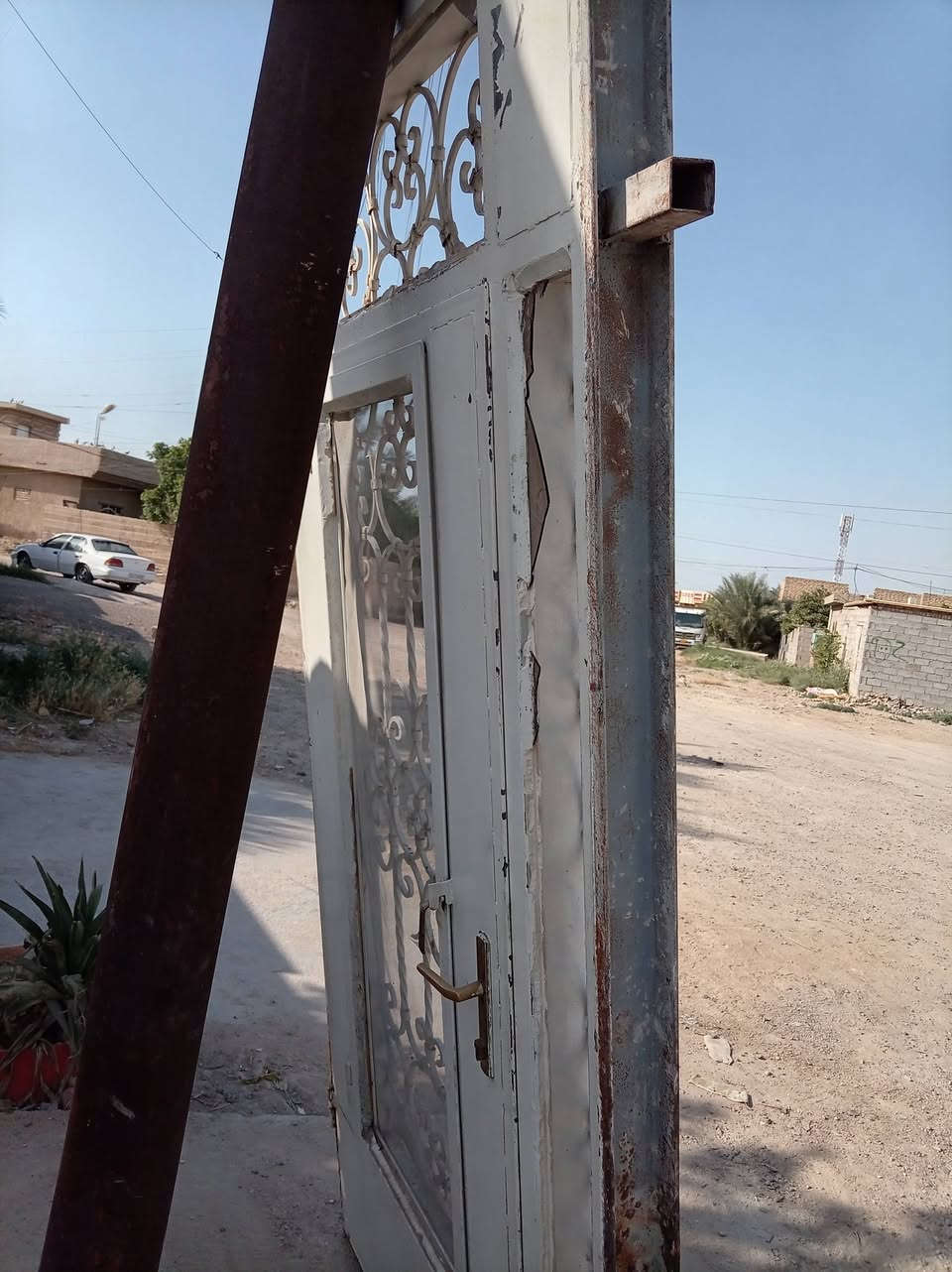 باب كندور جنل ثقيل جديد مكان بغداد سعره ١٢٥قفل ***********
