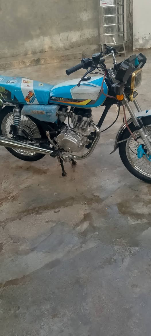 سلام عليكم دراجه نامي برو للبيع 125 سيسي موديل 25 مكان  جلولاء حي خضراء سعر خاص او اتصال ع رقم ***********
