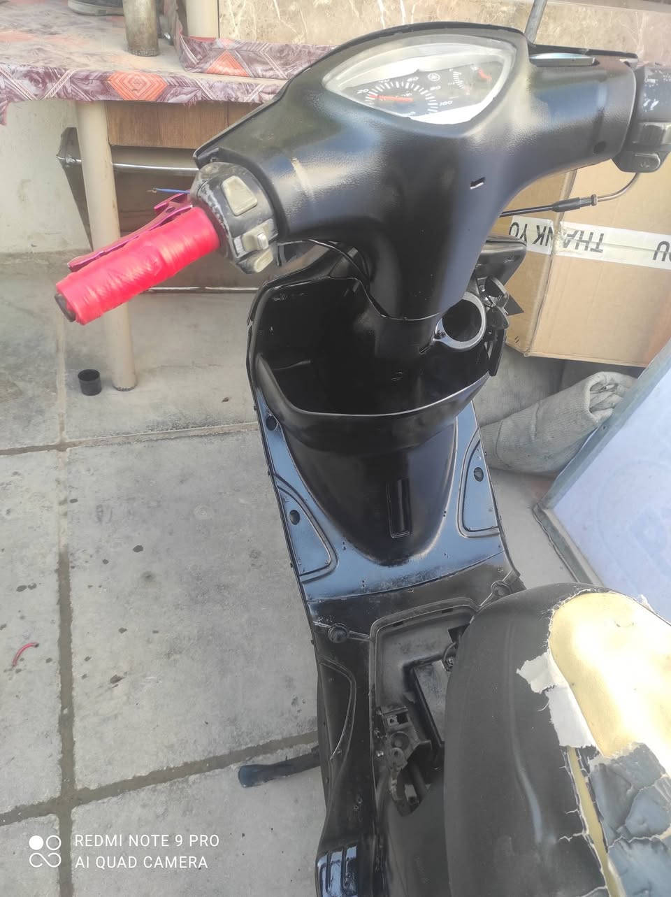 دراجه ماكس مصبوغه اسود السعر 350 وبيها مجال محافظه ديوانيه قرب فلكه علماء ***********
