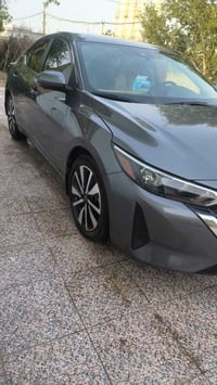 نيسان سنترا للبيع موديل 2025 5كامرات 360درجه  شاشه كبير  داخلها طلب خا...