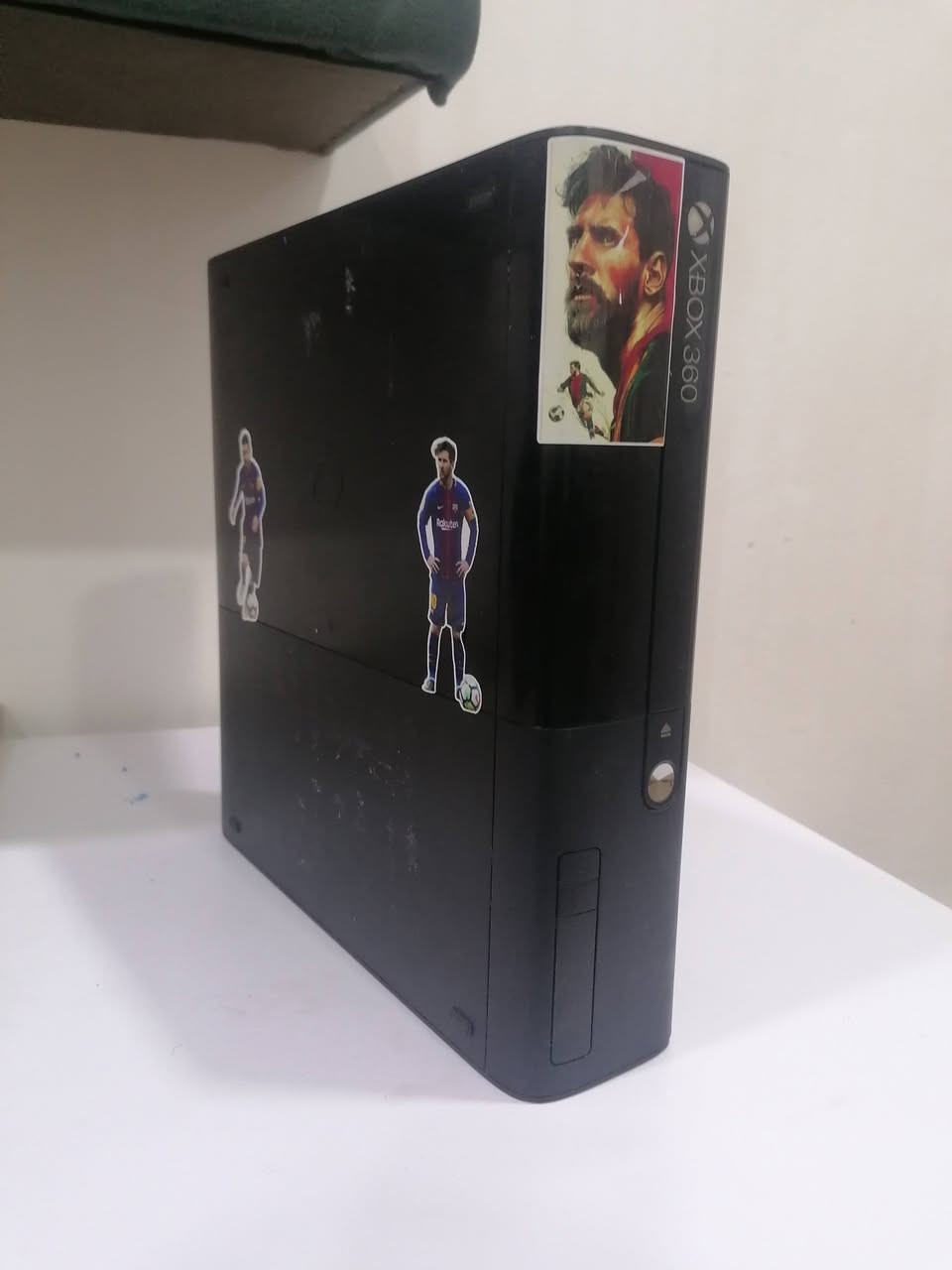 إكس بوكس 360 مهكر مامفتوح ابد جوستك تجاري. وجوستك اصلي نضافة/90%.
عدد الالعاب (156).
ابرز الألعاب||فورزا 2||GTA5||ماين كرافت||رديزندت يفل2.
موقع كربلاء المقدسة .
السعر{150}.
مع دركسون شغال إكس بوكس/بلي 4/3/2.
رقم موبايل/***********/بي واتساب.
