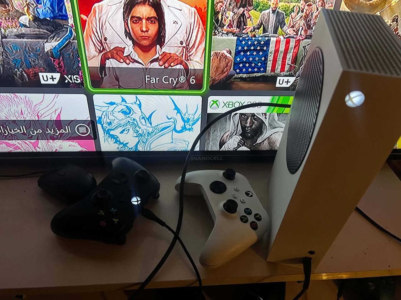 سلام عليكم شلون شباب 
سيريس اس للبيع مع يدات ثنين اصليات وحده منهن بيها كير درفت يمنه 
بدون كارتونه مكان بغداد الغدير 
رقم *********** 
مكلف بلنشر 
سعر 350 الف
