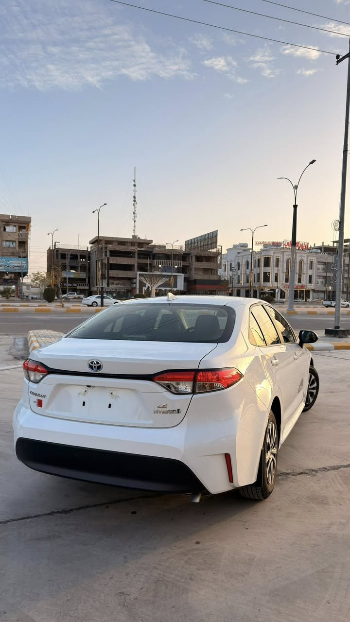 تويوتا كورلا 2024
LE ياباني  بانزين + كهرباء هايبرد
وارد امريكي موديل 
2024 لون ابيض
محرك 1800 
رادار امامي 
تحديد مسار 
مانع تصادم 
توقف ذاتي عند الاقتراب 
لدات اماميه لايت زينون بلادي عالي ناصي
شاشه كبيره  📲Android Auto/car play
كامره خلفيه 📷
هاند بريك بصمه كهرباء 
اوتو هولد ⭕️
فول تحكمات ستيرن 
كروز مثبت سرعه   
حساس اطارات   

   مرفق رقم الشاصي تقرير على الفحص والسونار 
وبيها طخة بالباب مال سايق ممبينة

🚨الفلوجة
السعر   158$

 ☎️***********
