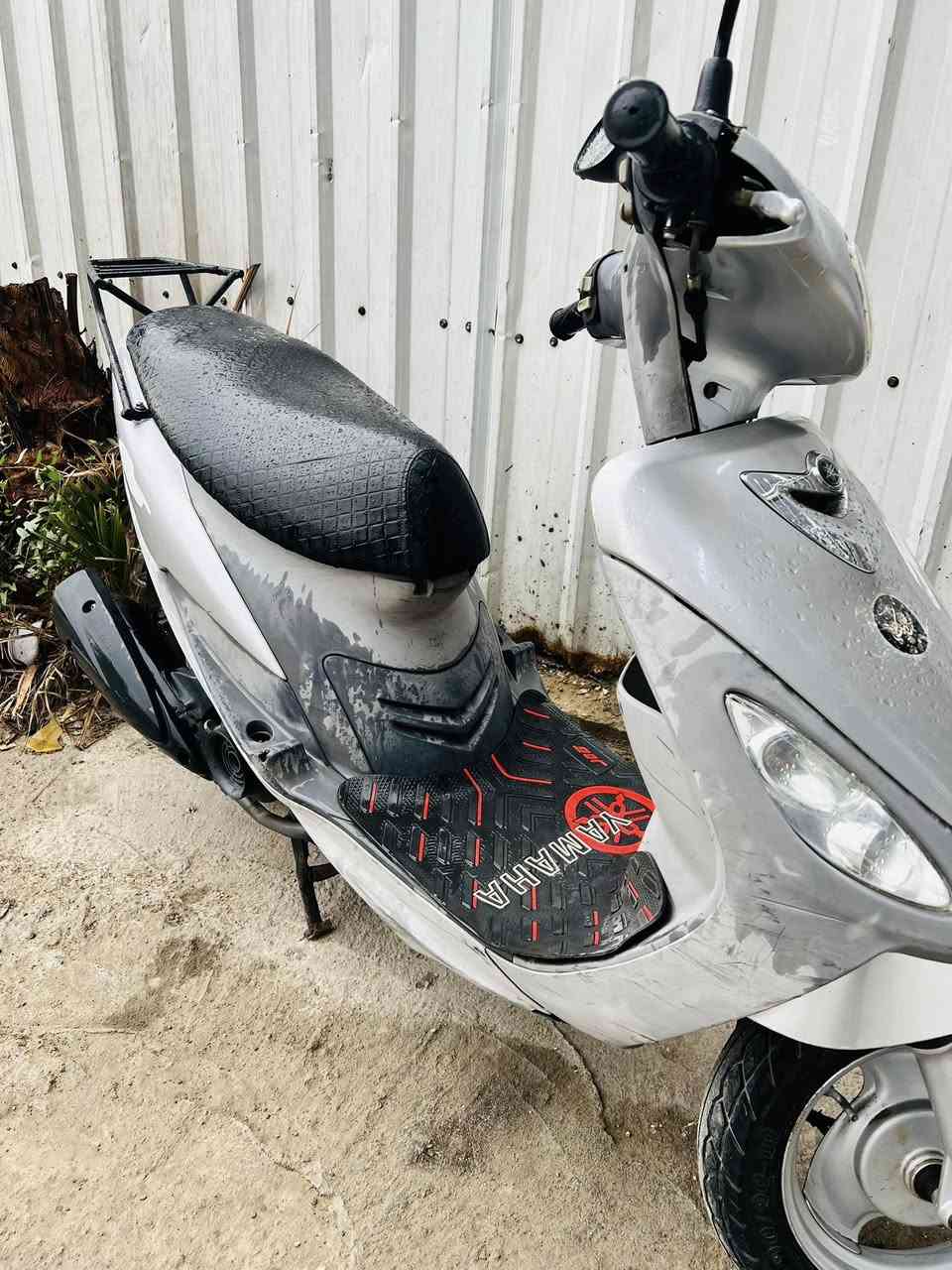 شباب ماكس منغولي كفالة عامة محركها هوه وتفرعاته كلها ممفتوح ولا واصلها درنفيس ابد مختم مع الكفرات هيج نضافة  بمعنى الكلمة ماتحصلها حتى بلرمبات الموجودة هسه بيها شلعة ومعدل خير من الله واوراقها موجودة السعر 750 وبيها مجال العنوان بغداد الرقم ***********
