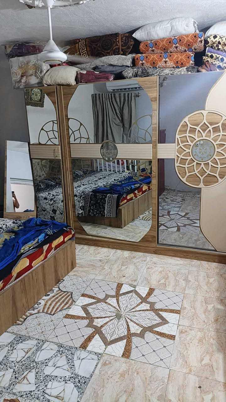 سلام عليكم بيت للبيع طابو صرف مساحه البيت 75 بس هوا واقع حال اكثر من 75 تقريبن 95 مر طابقين يحتوي على غرفة نوم وصال ومطبخ وحمام وصحيات وطابق ثاني يحتوي على غرفة نوم وصال ومطبخ وحمام العنوان الصدر ثاني نهايت شارع ستين
السعر 52 وبي مجال الستفسار 
***********
سلام عليكم بيت للبيع طابو صرف مساحه البيت 75 بس هوا واقع حال اكثر من 75 تقريبن 95 مر طابقين يحتوي على غرفة نوم وصال ومطبخ وحمام وصحيات وطابق ثاني يحتوي على غرفة نوم وصال ومطبخ وحمام العنوان الصدر ثاني نهايت شارع ستين

سلام عليكم بيت للبيع طابو صرف مساحه البيت 75 بس هوا واقع حال اكثر من 75 تقريبن 95 مر طابقين يحتوي على غرفة نوم وصال ومطبخ وحمام وصحيات وطابق ثاني يحتوي على غرفة نوم وصال ومطبخ وحمام العنوان الصدر ثاني نهايت شارع ستين
