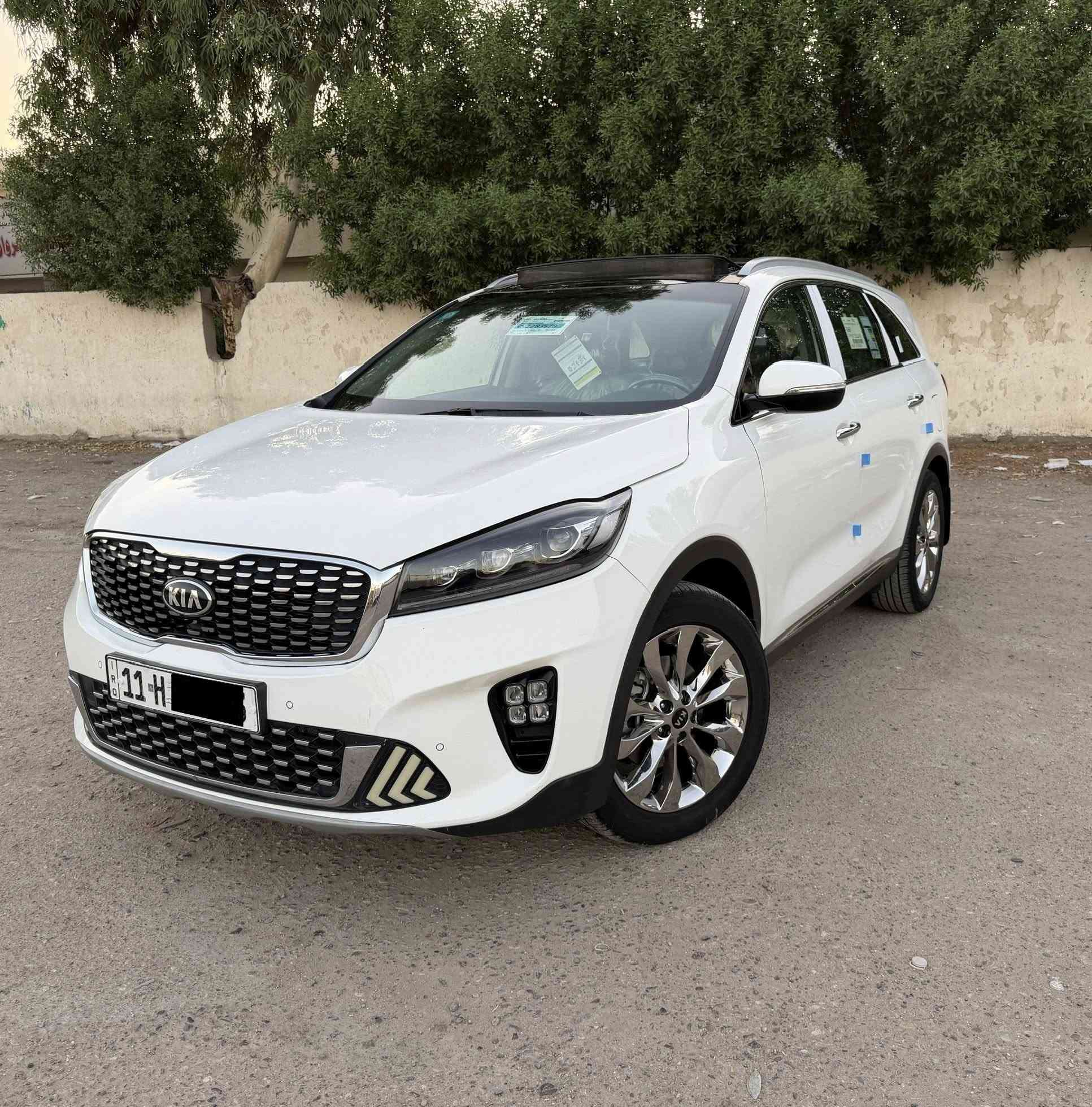 كيا سورنتو ٢٠٢٠ خليجي مكفولة كفالة عامة من الدعامية للدعامية حتى الدعاميات مكفولة من صبغ 
ضمان الشركة الدولية محرك ٦ سلندر ٧راكب ٣قطع تبريد بصمة بانوراما جلد كشنين كهرباء مرايات كهرباء كاميرا شاشة تحكم استيرن حساس خلفي وامامي لد أمامي وخلفي دبل ايرباك جنطه كهرباء شاحن لاسلكي ماشيه ٤٦ 
تخم تاير جديد باتري جديد رقم انكليزي 11بغداد سنوية2029 جديدة 
هزه جديدة 2026 سيارة جديدة وجاهزه كلها على وضع الشركة للبيع أعتذر عن المراوس بغداد حي الامانه 
***********
