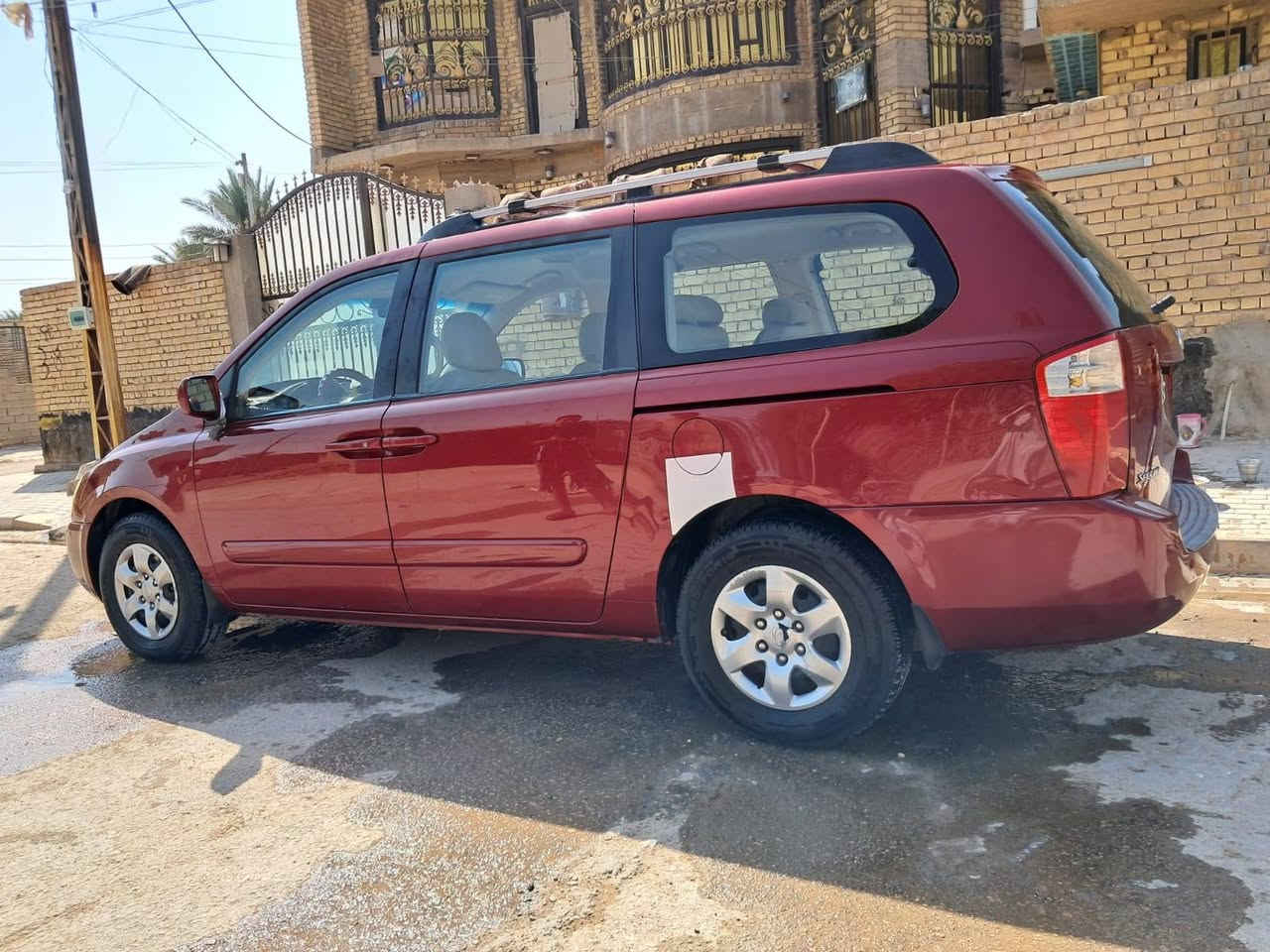 كيا سيدونا للبيع موديل ٢٠٠٧ كير ومكينه مكفولات تبريد ثلج السياره جاهز مداور ثاني يوم السعر ١٣٠ غير متواجد ع الفيس بوك (مكلف بلنشر)
ال مو شراي لا يتصل ***********
