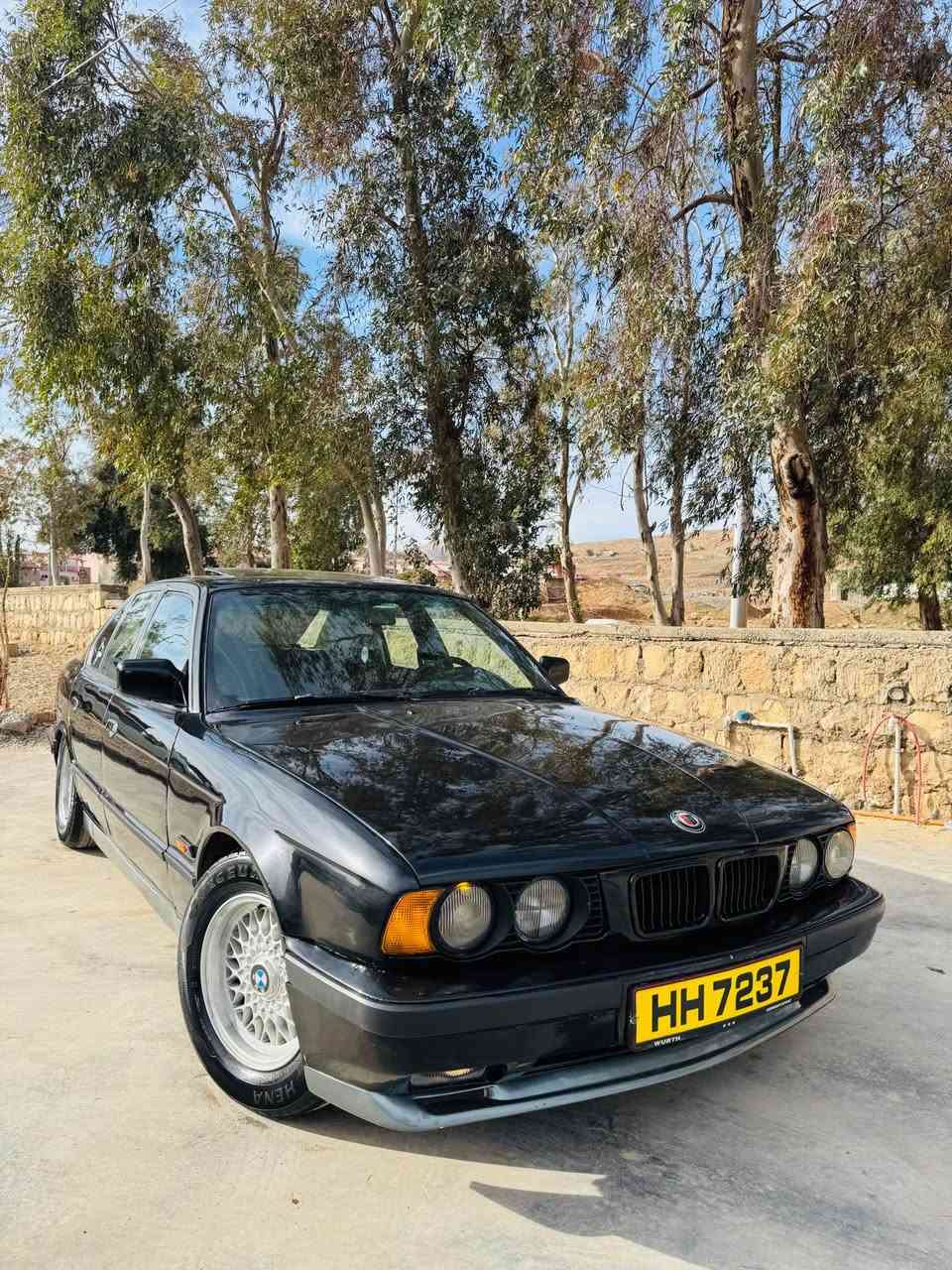 ماشاءالله له مالي هه مووتان
BMW.1991.520i گيرعادي
سلايد دعامي پيش و دواي M لايت ناو ره ش و زه رب.ويل موشبك.عه ته ل پان.پيش و دواي كه پس بي ليدان كامل فرن كراوه بو جواني .مه كينه لوك سويسري تازه بوم به ستاوه سيتي عه ينه و كلاج سپورت به شه رتي قوه تي تايبه ت.كاره بايي به شه رت.مالي دوسته علوجه كيشه ي مه ده ني دزياري تا ١٠ سالي تر به رپرسم له ماله كه بيمنه تم هه موو گياني به شه رت بو زانياري زياتر تيل بكه شوين كويه
***********
*********** كويسينجاك, أربيل
