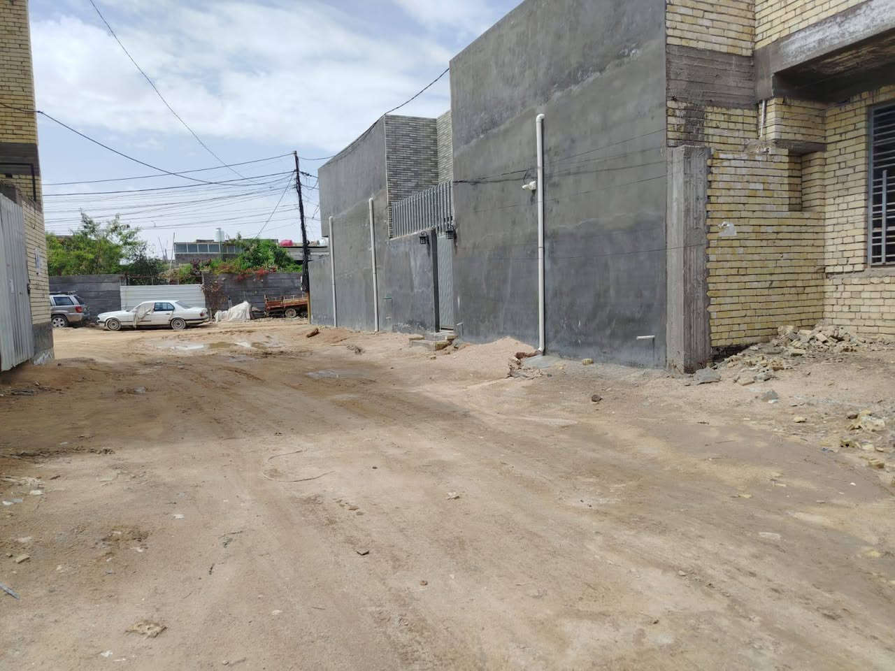 للبيع دار مساحه 100 متر مربع بناء درجه اولا هيكل موقع جدا راقي كوفه شارع عبد العال مقابل جامع الاعلياوي اي ستفسار خابر عل رقم ***********سعر85
