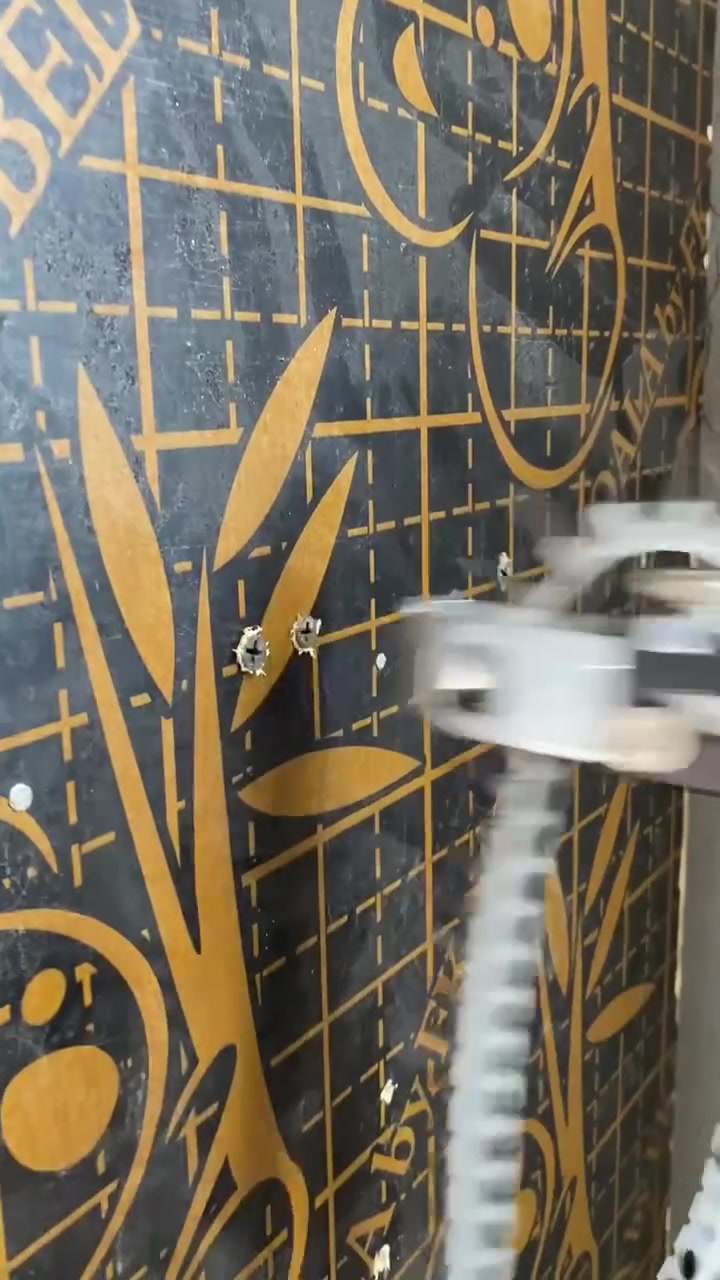 🔩⚡ سرعة ودقة بدون تعب!
رأس مفك أوتوماتيكي يحوّل الدرل لتثبيت سريع مع تغذية براغي مستمرة 💨
تشتغل بيد وحدة + تحكم بعمق البرغي 🎯
متين وسهل الاستخدام 💪
وبسعر 15 الف فقط يوجد توصيل لجميع المحافظات 5 الاف بغداد 3 الاف


**إذا كنت صاحب هذا الإعلان وتريد حذفه لأي سبب، رجاءا أرسل رسالة إلى الدعم الفني**