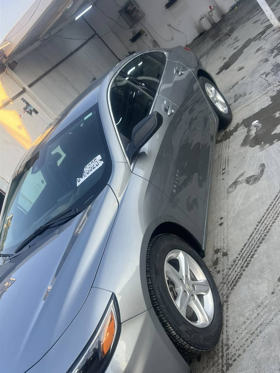 ‏سلام عليكم ماليبو للبيع موديل ‏2023 سيارة أمريكية سيارة حديثة موضح بالصورة سياره طلع بيها كليرسياره سليمه من شاصي من لغد من اي باك سياره جهزه لأخير سعر 110ورقه  لاستفسار ***********￼
