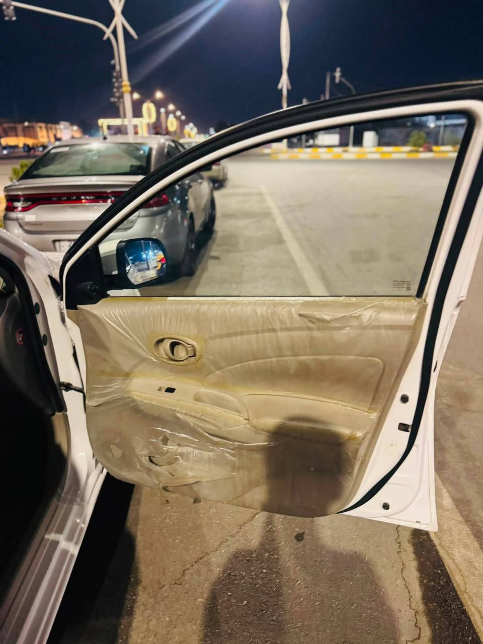 نيسان صني مديل ٢٢ رقم ذي قار استقطاع مباشر السياره بعد سنه اقل وتصير حره سياره بيه قبق الجنطه مصبوغ باقي مكفوله تخم تاير وتخم ويل توني شادهن بلكارتون مصطفى النمر هاذا راعي السياره وهاذا رقمه مكلف بلنشر *********** مكلف بلنشر رقم راعيه يمك وبي وتساب أتواصل وياه
