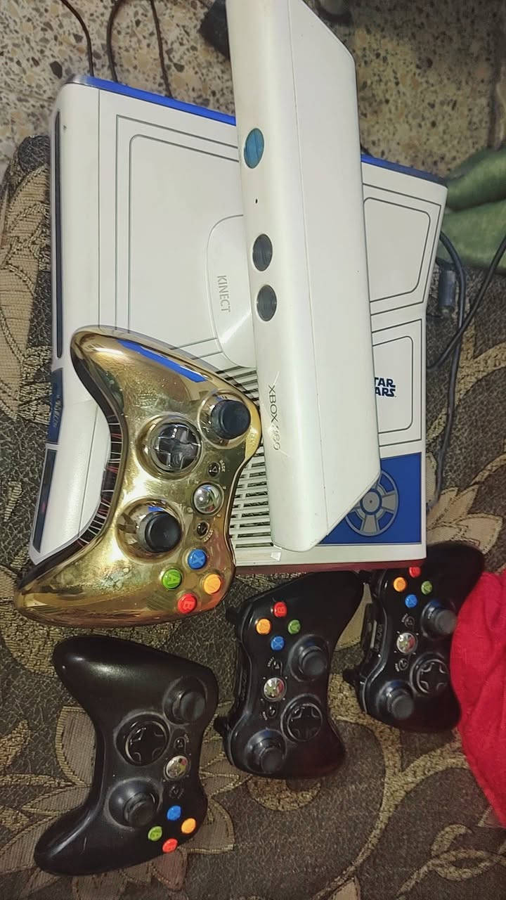 السلام عليكم
عندي جهازين xbox للبيع
الأول xbox one s 1T
ملحقاته كامه و كارتونه و يده ( الكير الايسر بي درفت بسيط) الجهاز نظيف و ممفتوح ضمان
بي حساب يحتوي ع العاب من ضمنها
COD BLACK OPS 2
COD BLACK OPS 3 بيها خرائط ٥ مال زومبي مشتريهن
السعر ١٥٠ قفل

الجهاز الثاني xbox 360 نسخة Star wars ٣٢٠ كيكا
ملحقاته كامله عدا الكارتونه الجهاز ابد ممفتوح ولا مصلح
اليده الذهبيه الاصليه و ٣ يدات اضافيه
كاميرا العب (كنك)
و مجموعه من الاقراص
السعر ١٢٥ قفل
العنوان بغداد / تجي تفحص كدامك وتاخذ 
الي يفيده يراسلني خاص او يدخل ع ماسنجر ***********
